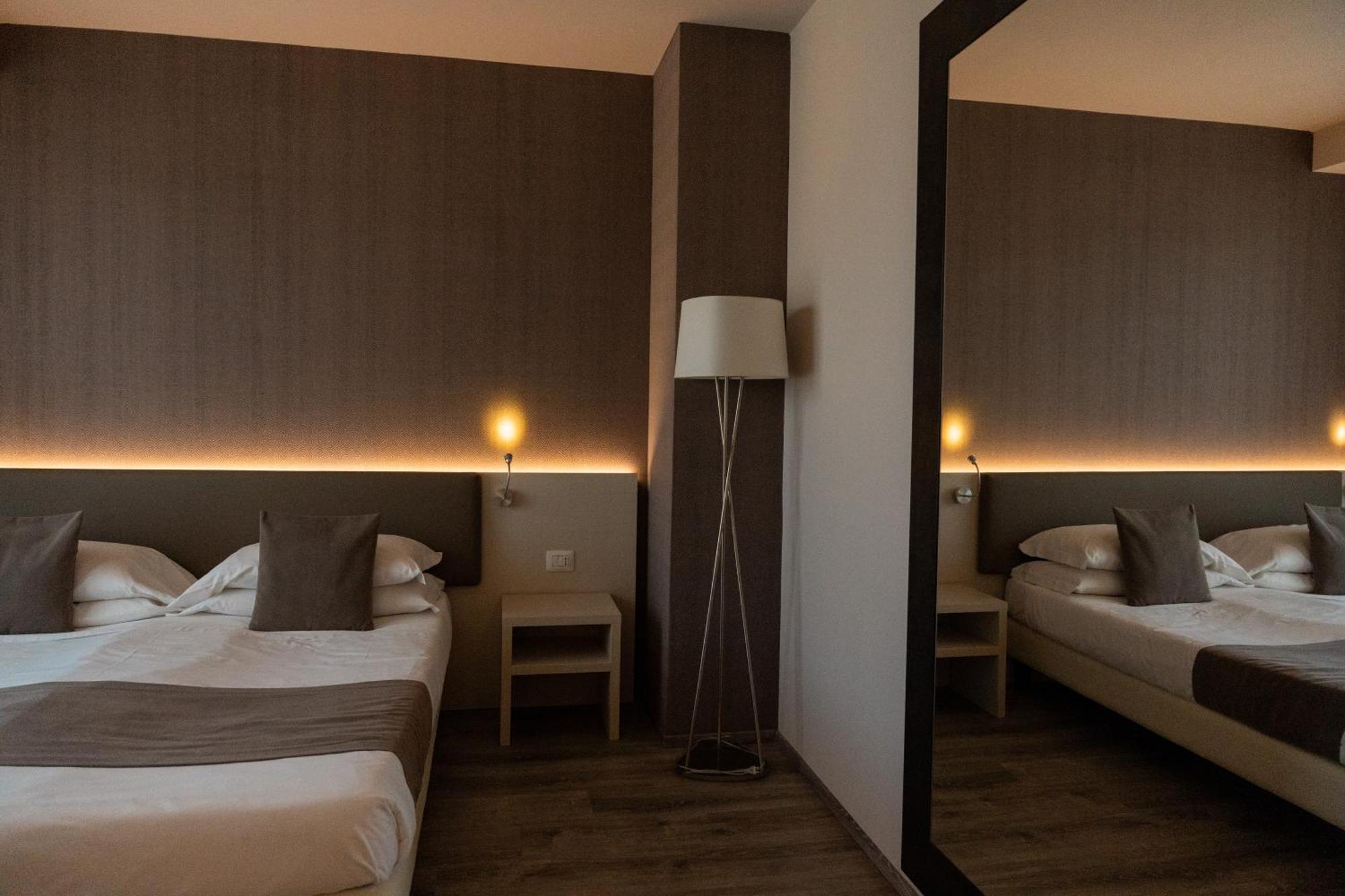 Spa Hotel Splendid Sole Manerba del Garda Esterno foto