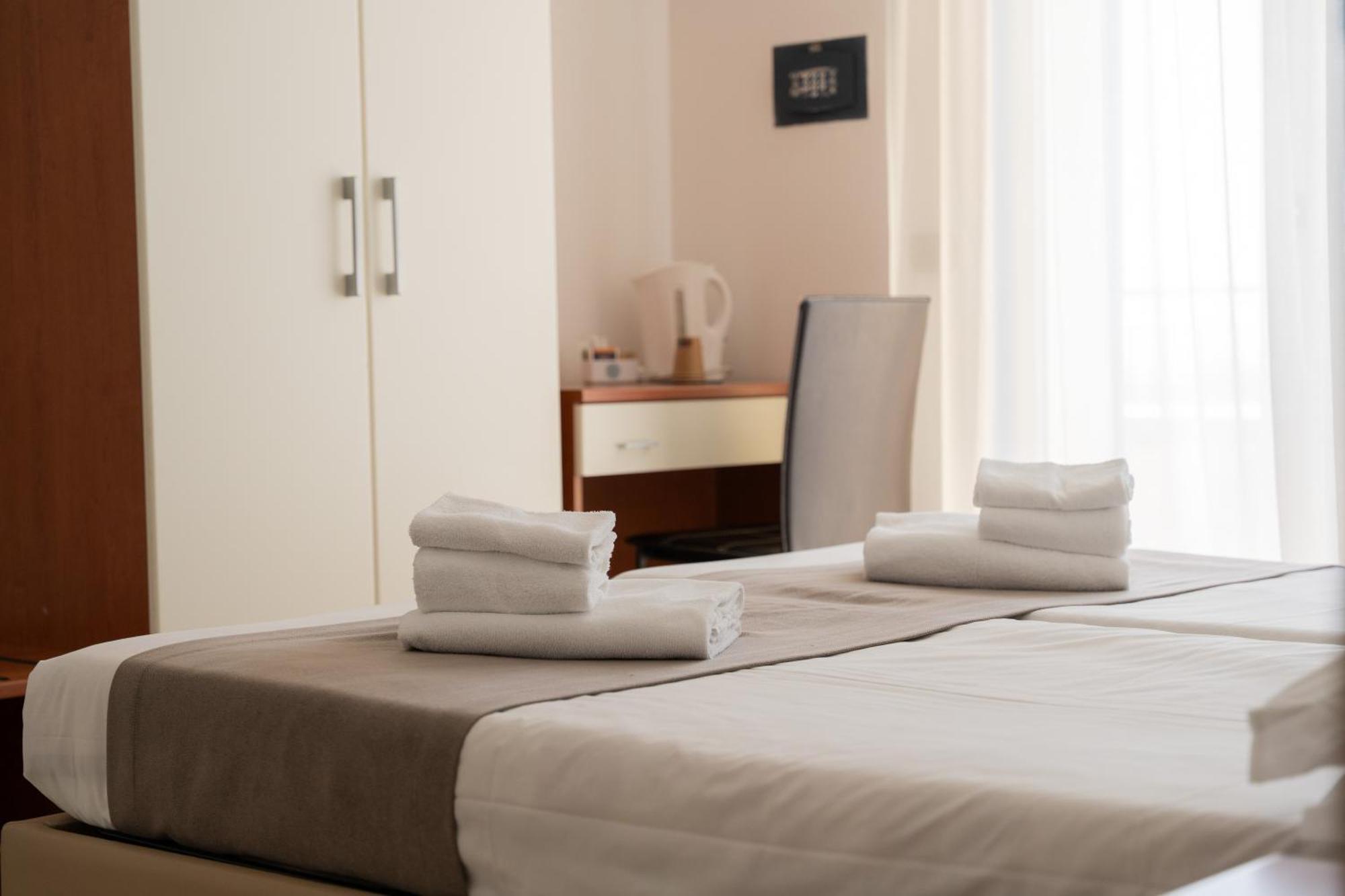 Spa Hotel Splendid Sole Manerba del Garda Esterno foto