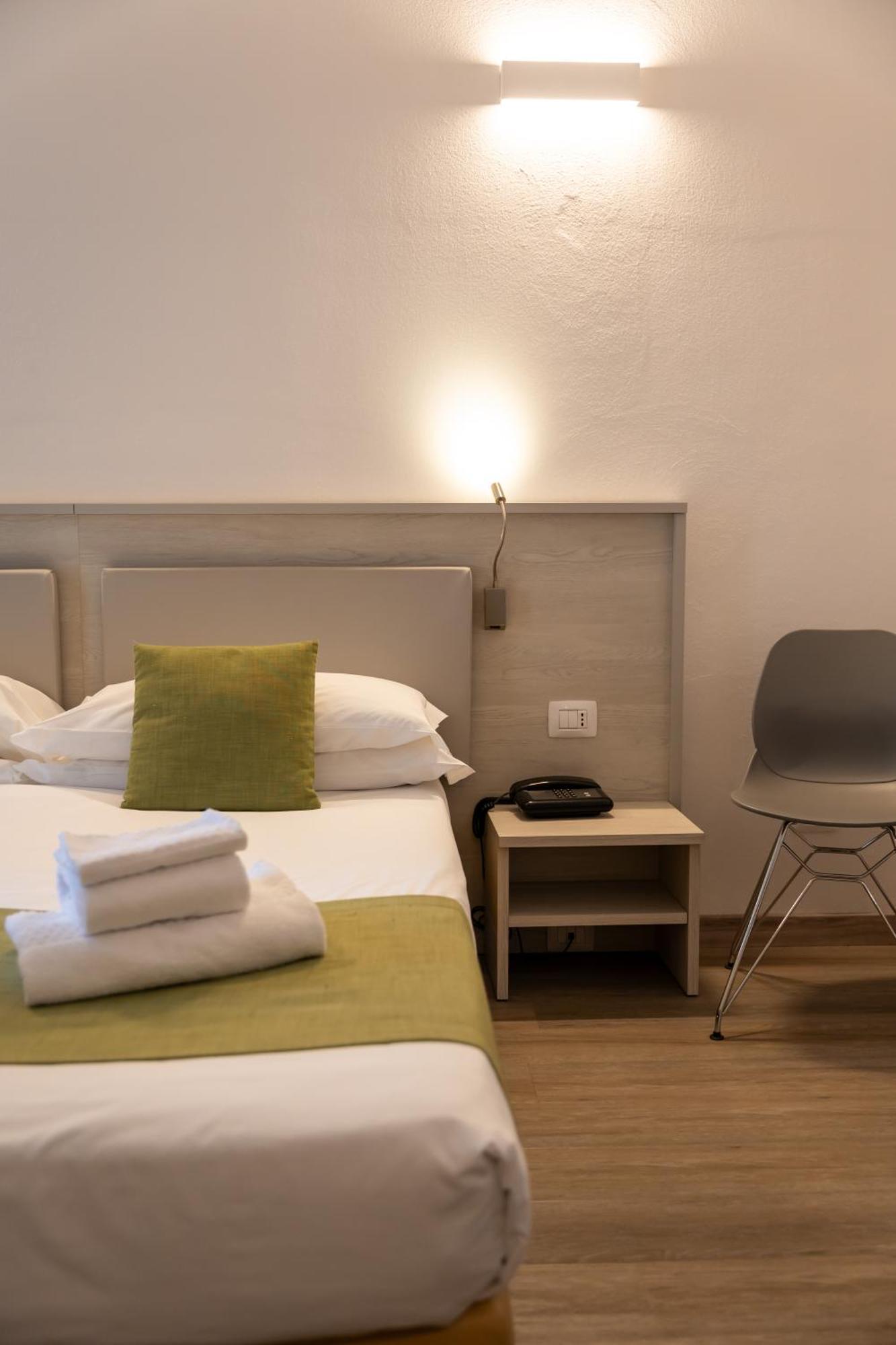 Spa Hotel Splendid Sole Manerba del Garda Esterno foto